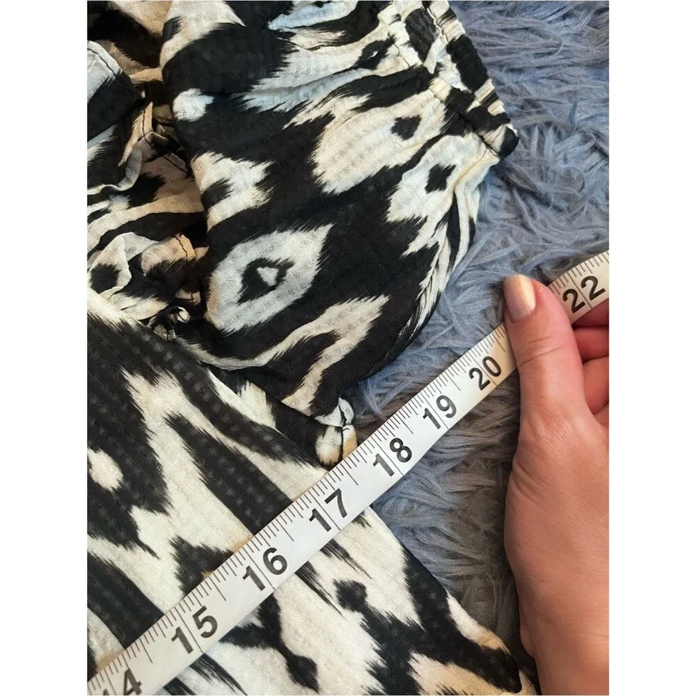Anthropologie Verb by Pallavi Singhee Abstract Peplum Blouse Black White Size M